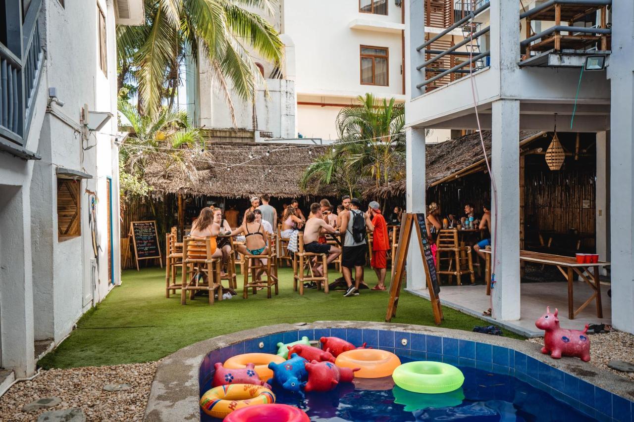Mad Monkey Hostel Boracay Boracay Island Εξωτερικό φωτογραφία